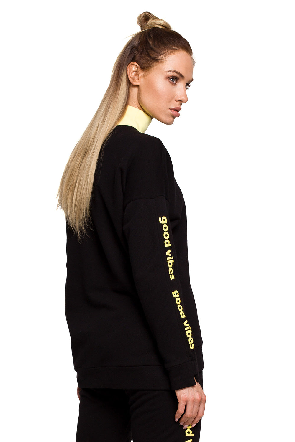 Black Sweatshirt