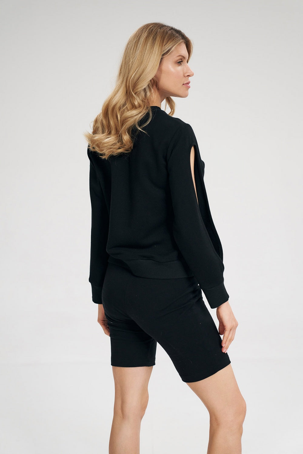 Black Sweatshirt