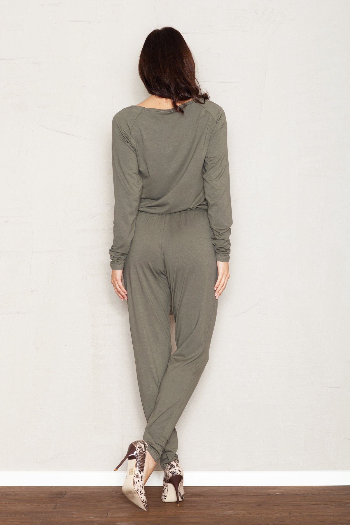 Oliwka Suit