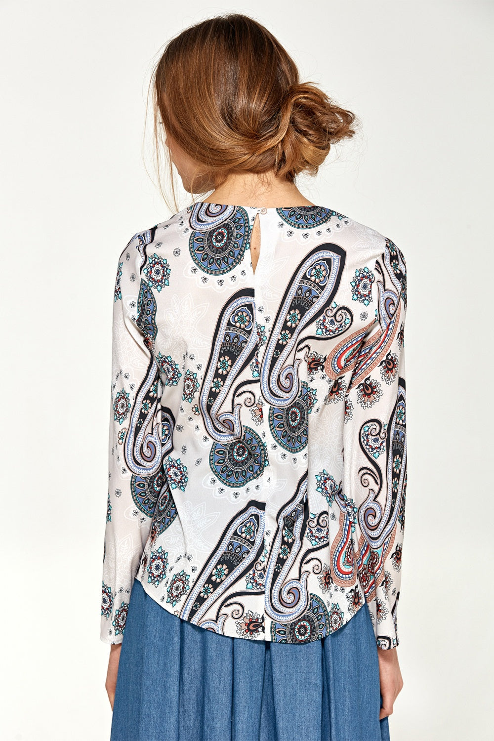 asymetrycznymi draperiami B Wzór Blouse