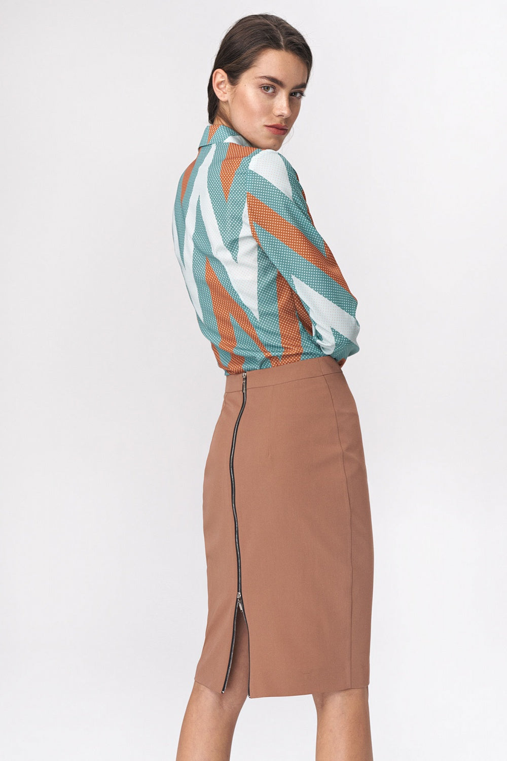 z dekoracyjnym zamkiem SP Carmel Skirt