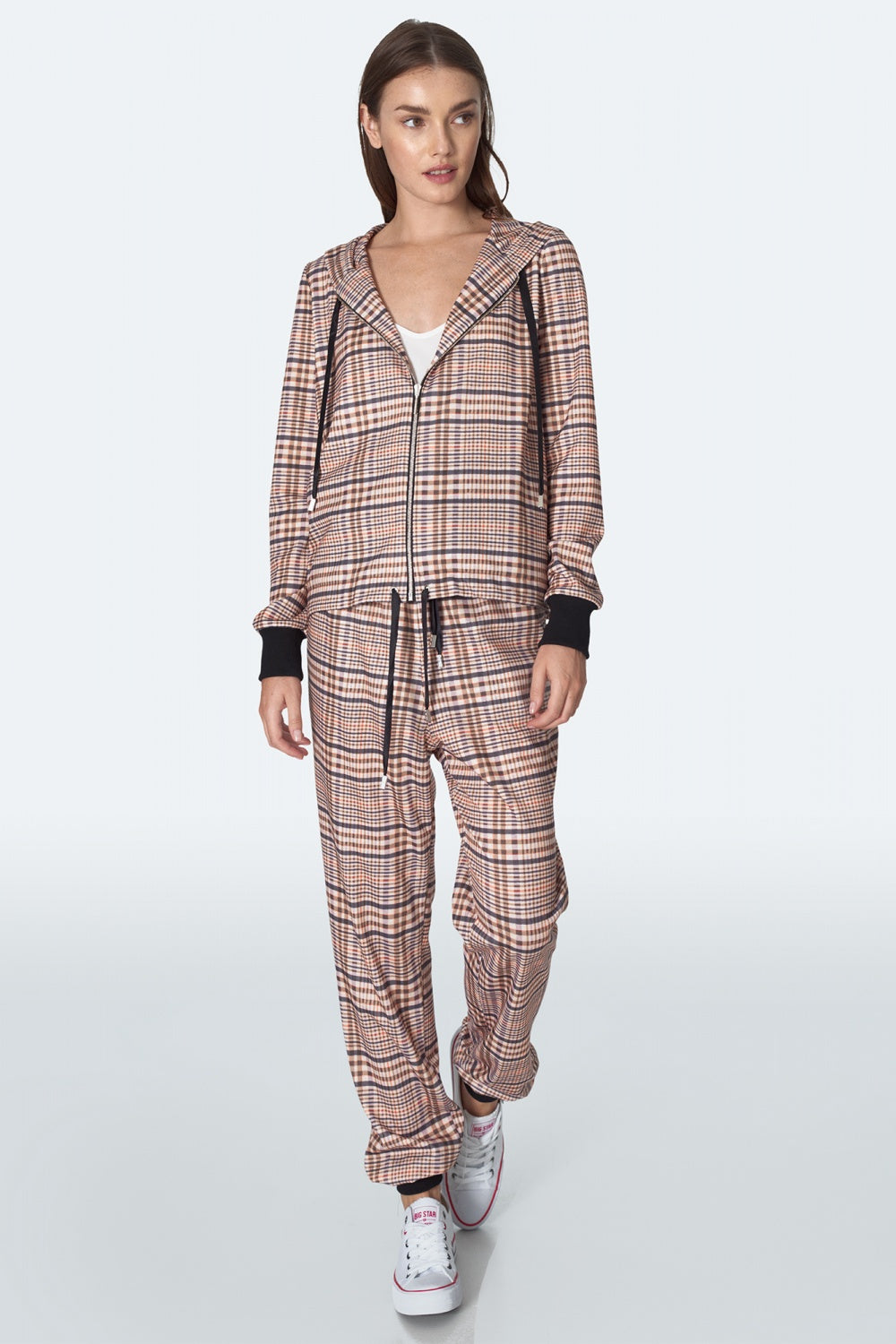 z kapturem w beżową kratę BL Krata Beige Sweatshirt