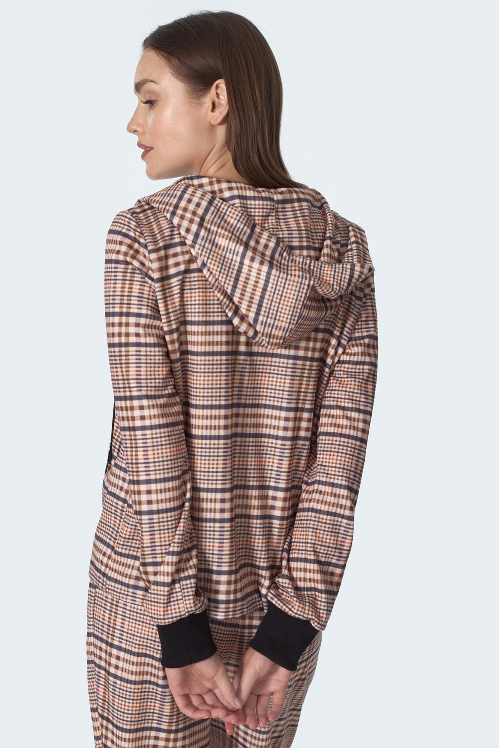 z kapturem w beżową kratę BL Krata Beige Sweatshirt