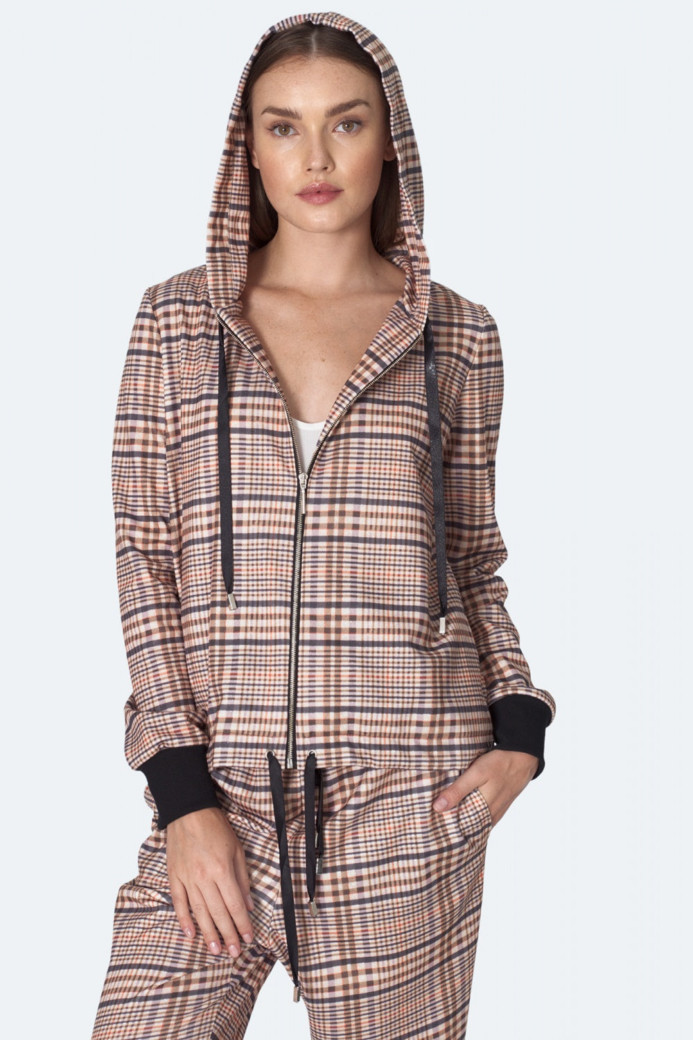 z kapturem w beżową kratę BL Krata Beige Sweatshirt