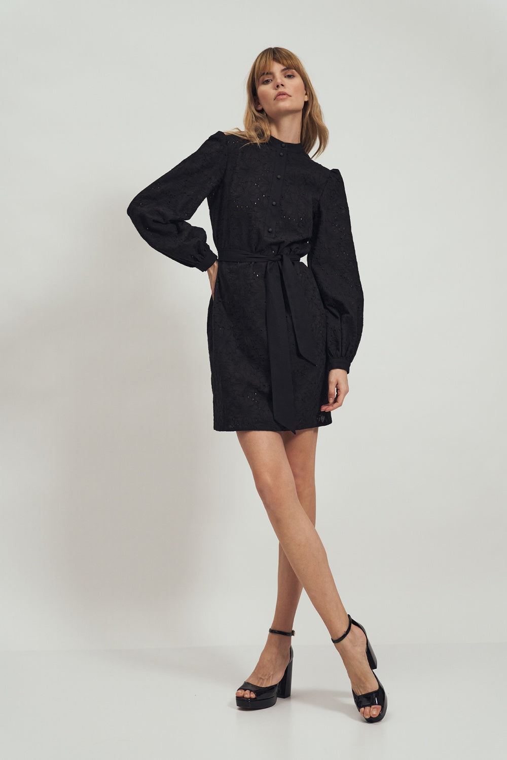 sukienka na stójce S Black Daydress