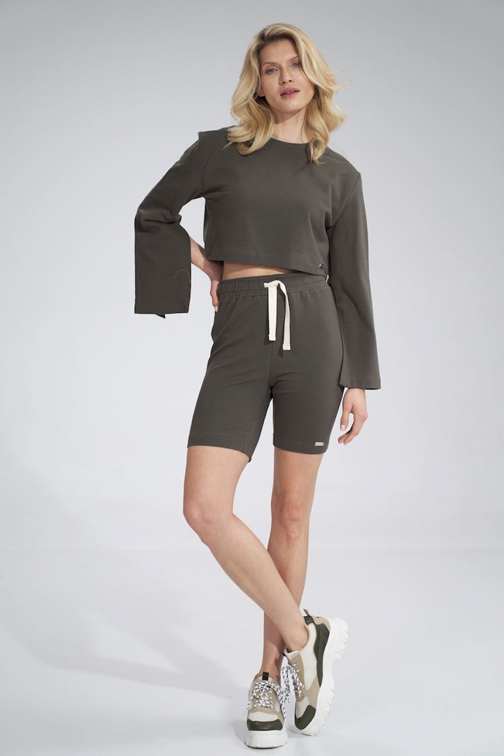 Oliwka Shorts