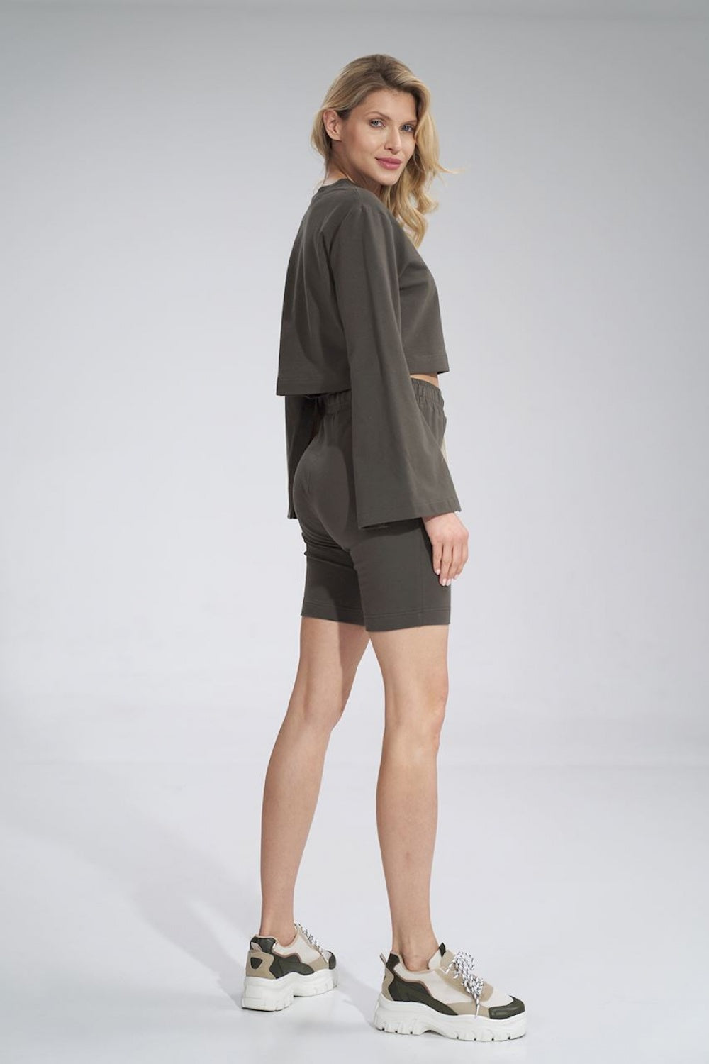 Oliwka Shorts