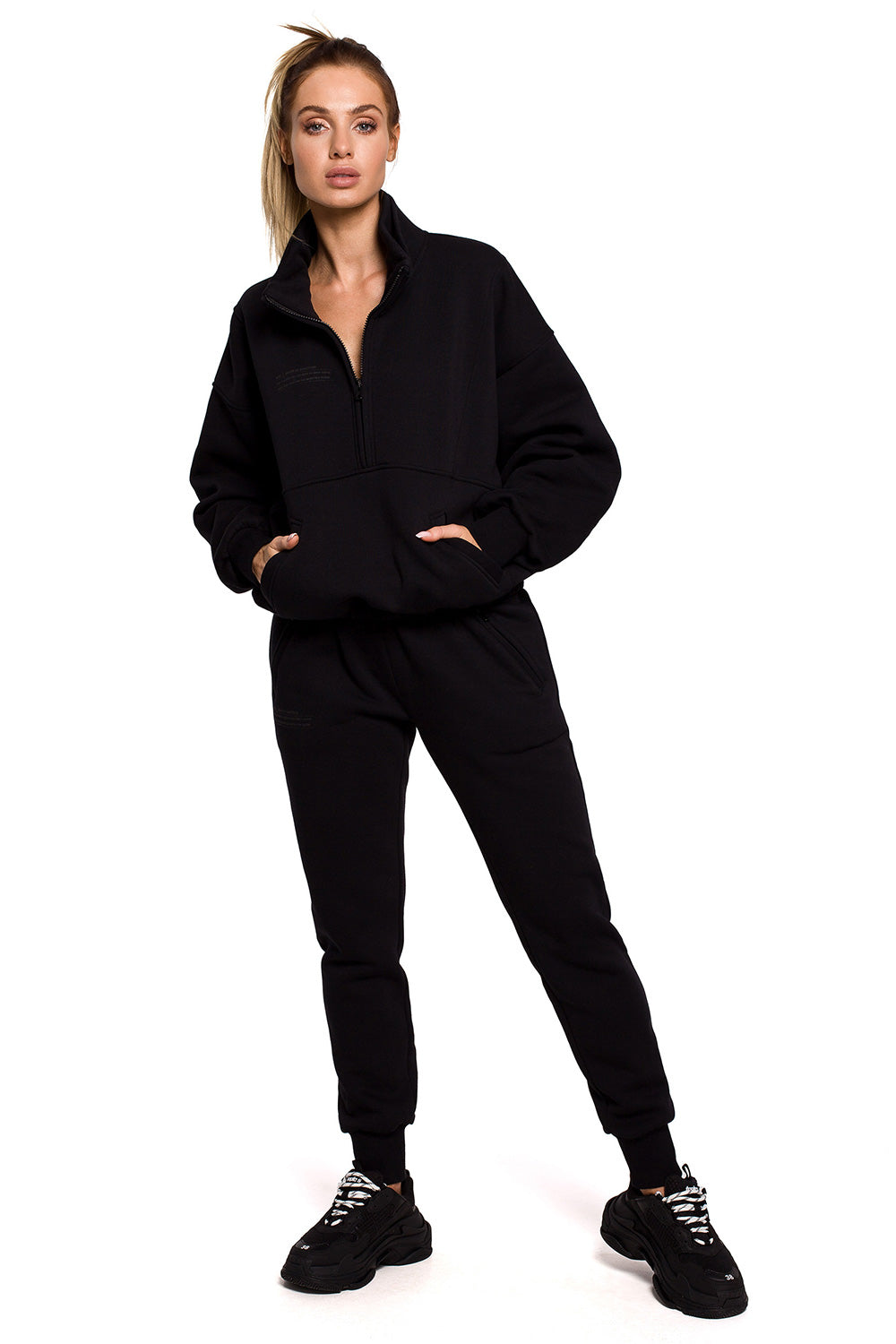 Black Sweatshirt