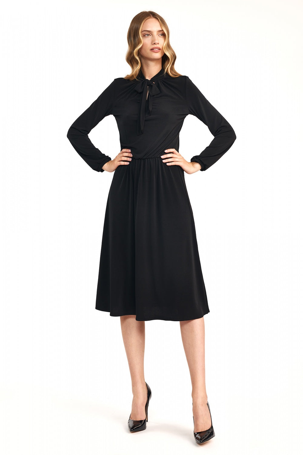 z fontaziem S Black Daydress