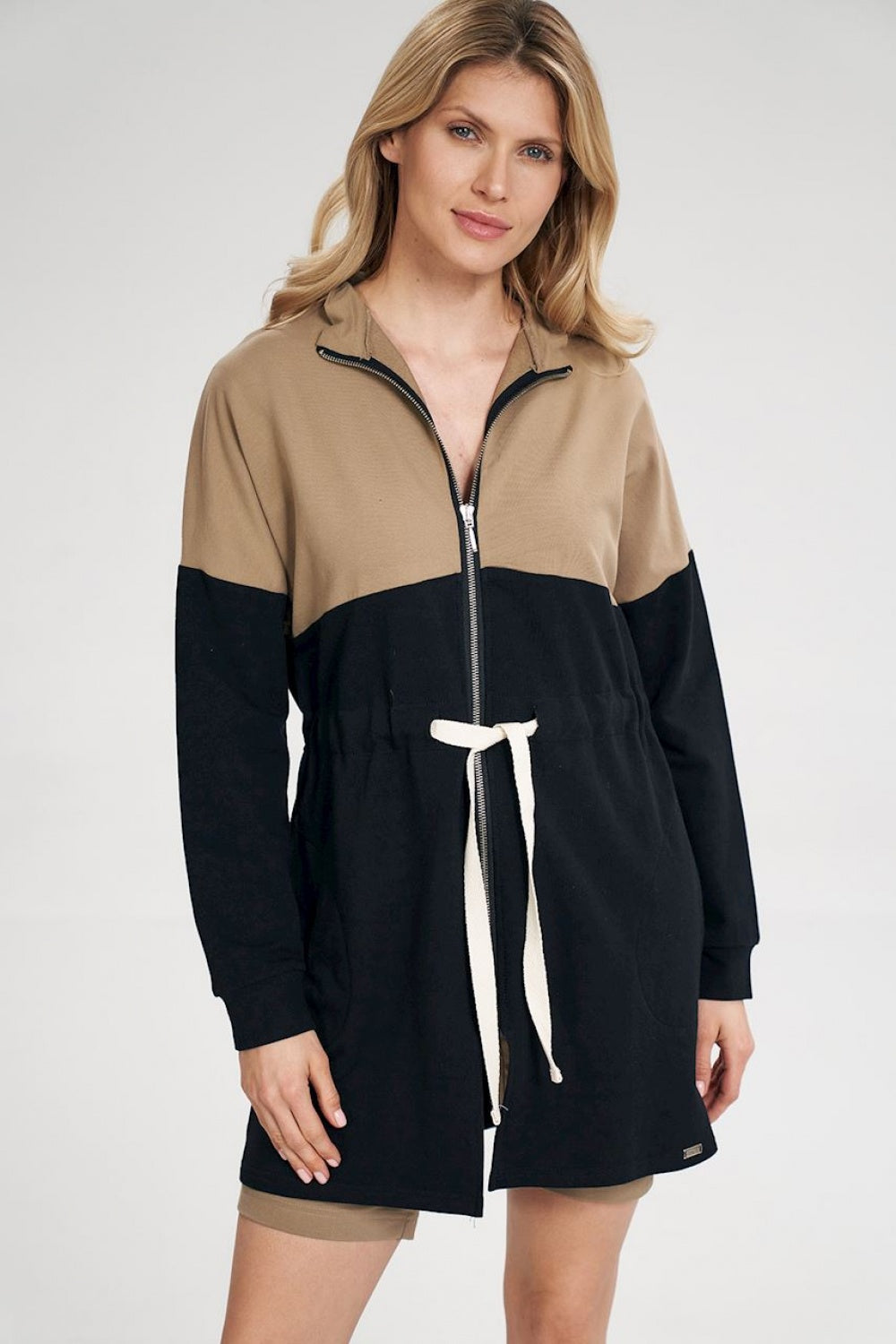 Black Beige Sweatshirt