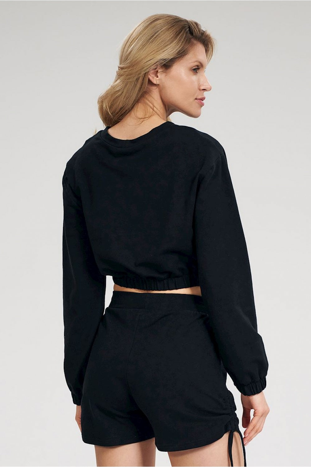 Black Sweatshirt